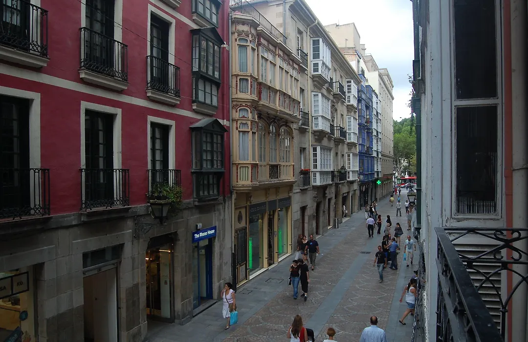 Pension Aliciazzz Bed And Breakfast Bilbao-1