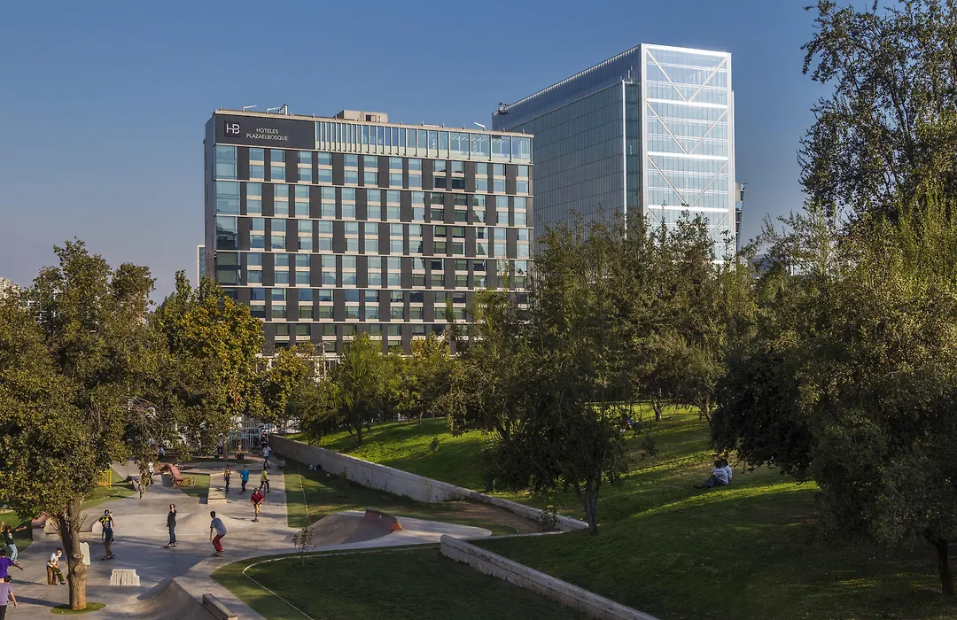 Radisson Blu Plaza El Bosque Santiago-1