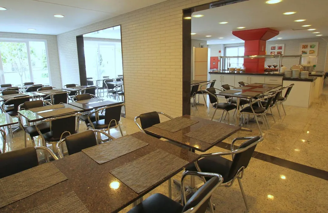 Hotel Confiance Batel-1