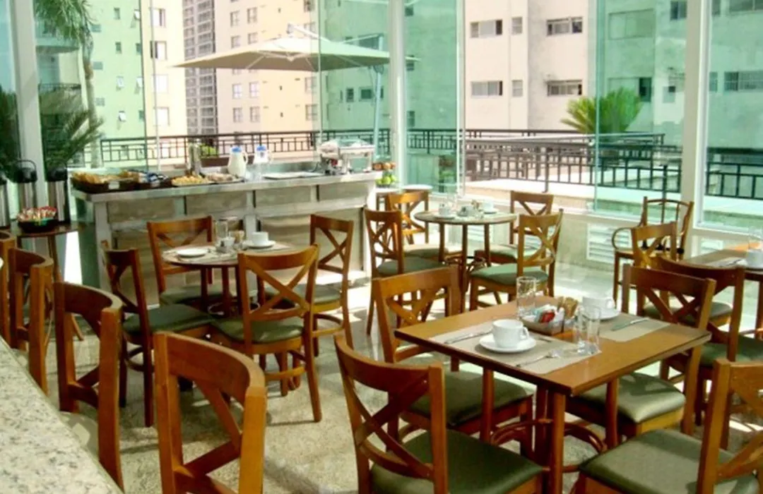 Upper Hotel-1