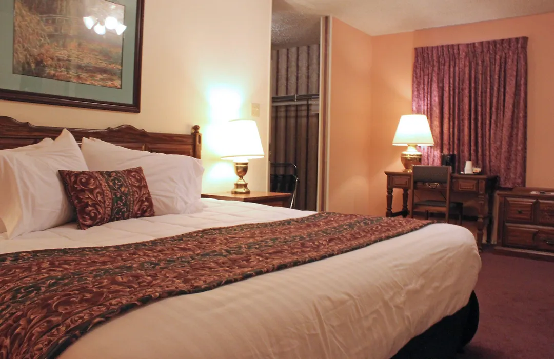 Lake View Inn-1