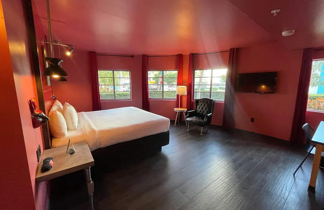 Hotel Gaythering - Gay Hotel - All Adults Welcome-1