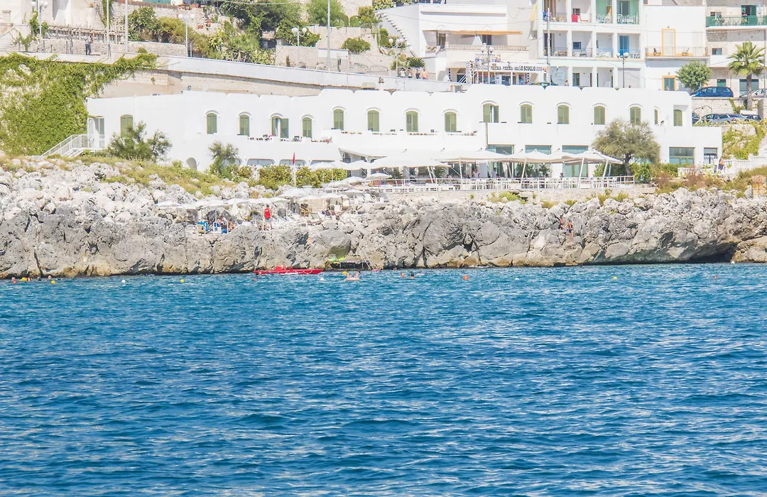 Hotel La Roccia-1