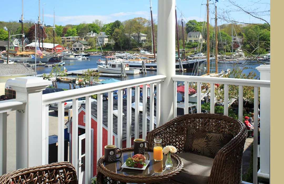 Grand Harbor Inn-1