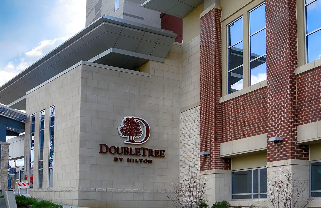 Doubletree By Hilton Lawrenceburg-1