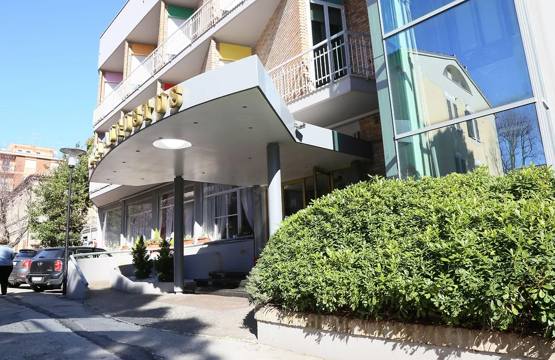Hotel Augustus-1
