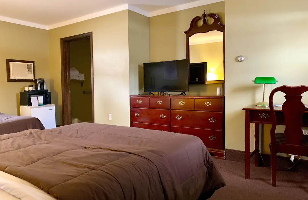 Fred'S Inn Restaurant & Lodging-1