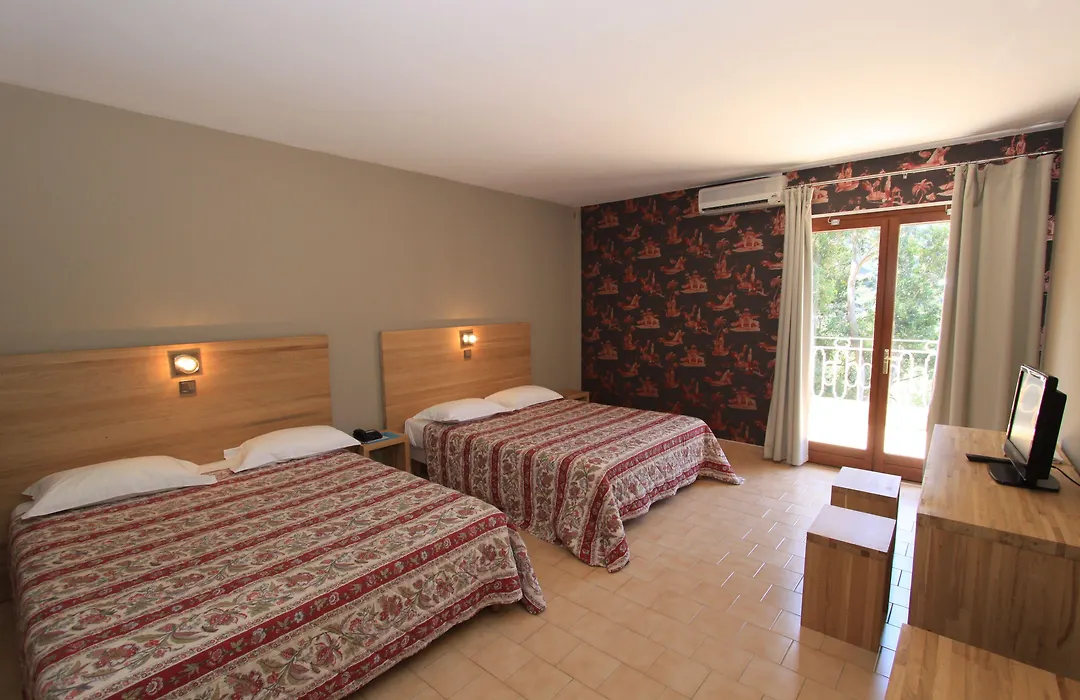 Logis Hotel Le Lonca-1