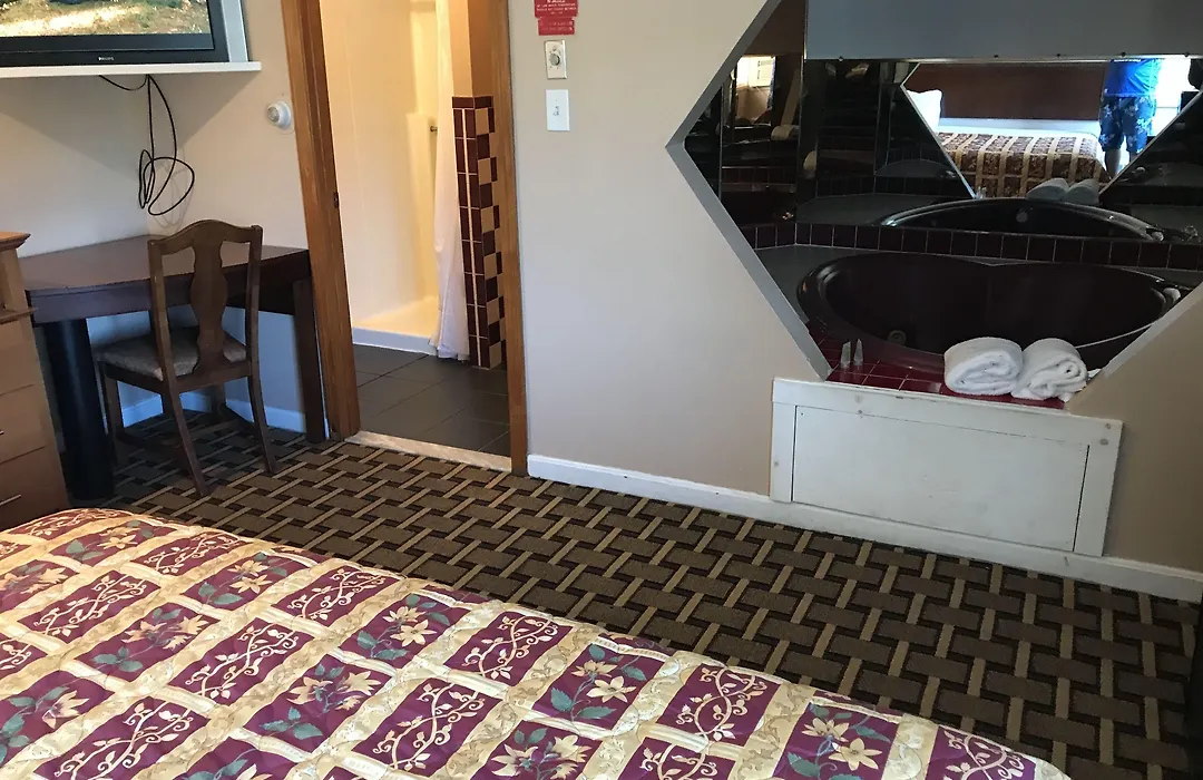 Capri Motel-1