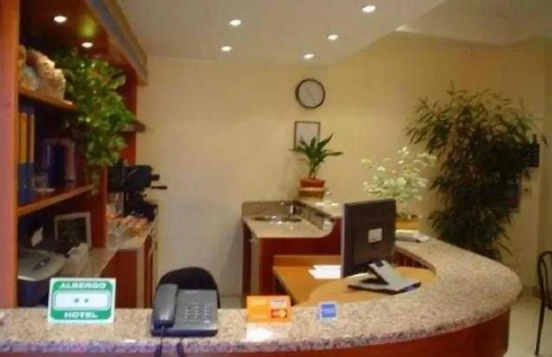 Hotel Greco-1