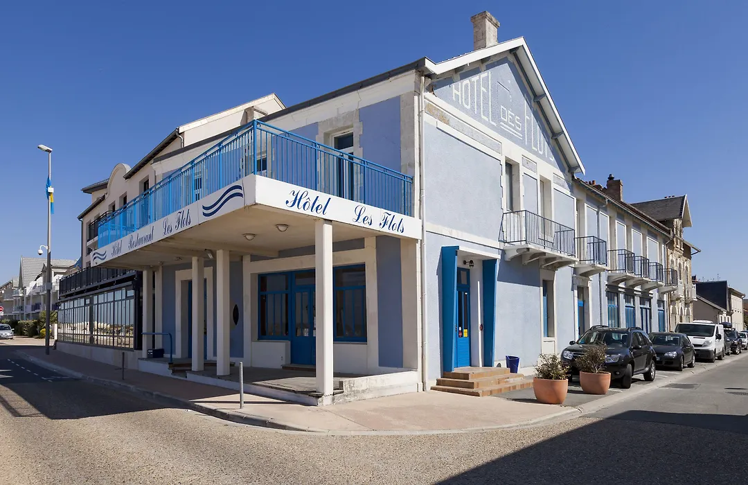 Les Flots - Hôtel et Restaurant face à l'océan - Châtelaillon-Plage-1