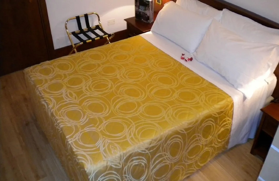 Hotel Aurora-1
