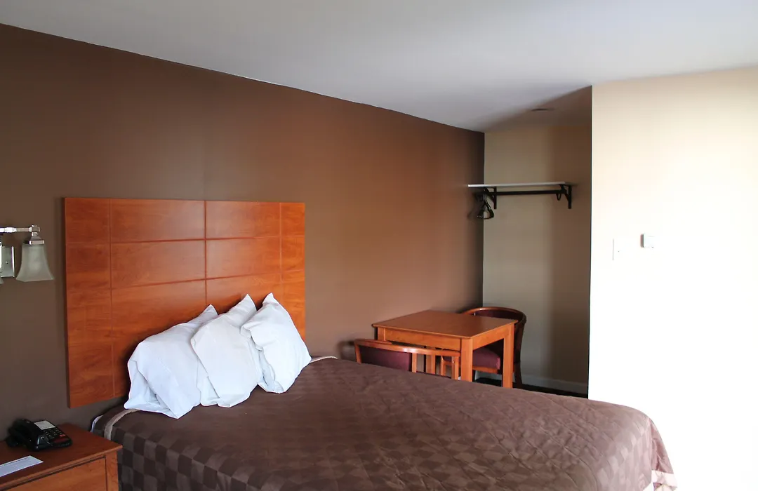 Dunmore Inn-1
