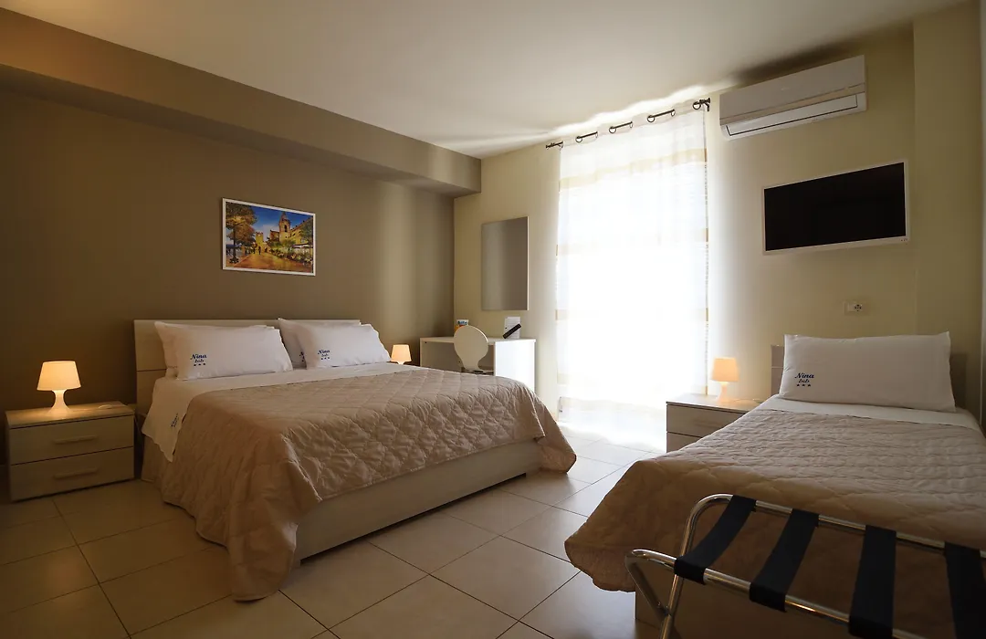 Nina B&B-1