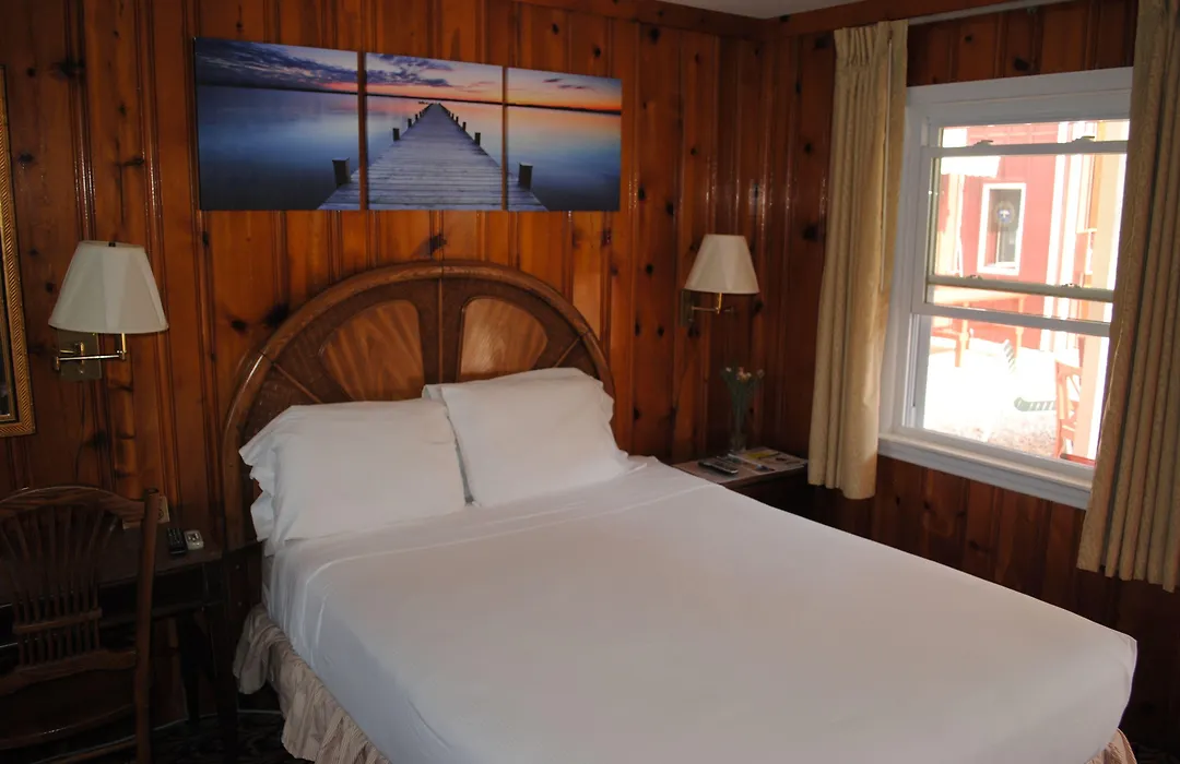 Daunts Albatross Motel-1