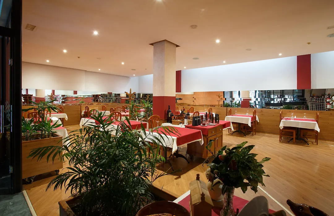 Hotel Restaurante Pontiñas-1