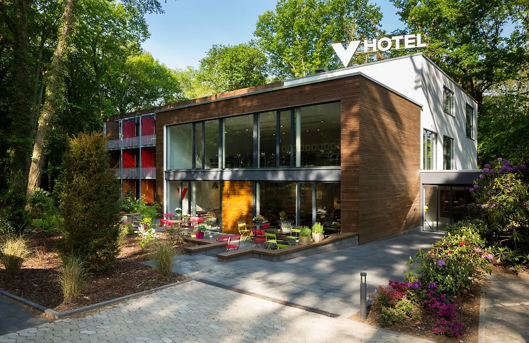 V-Hotel-1