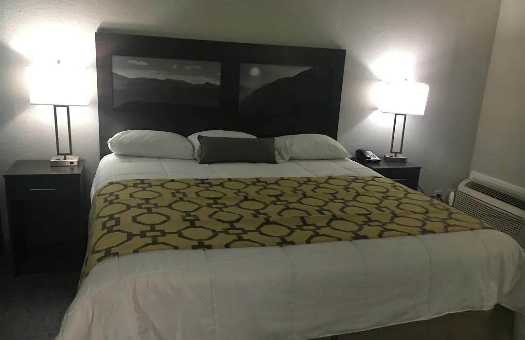 Baymont By Wyndham Cookeville-1