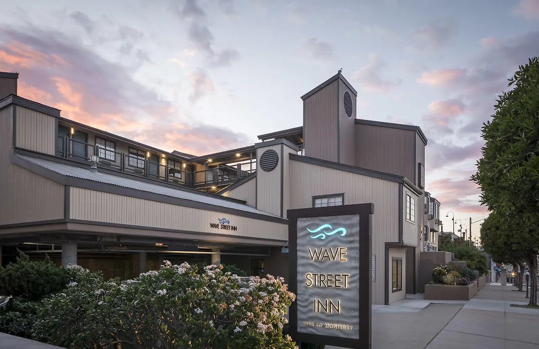 Wave Street Inn-1