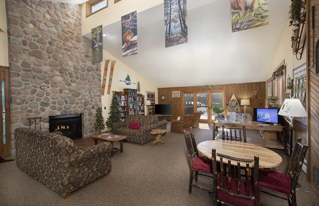 Lake Forest Resort-1