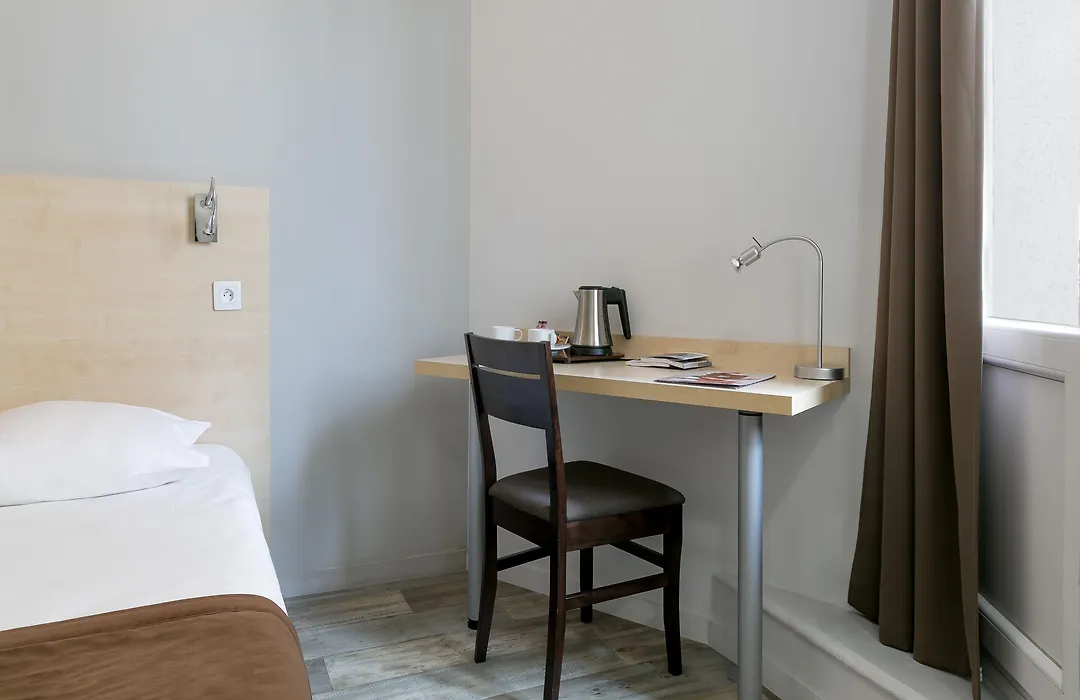 Hotel Foch Nancy Gare-1