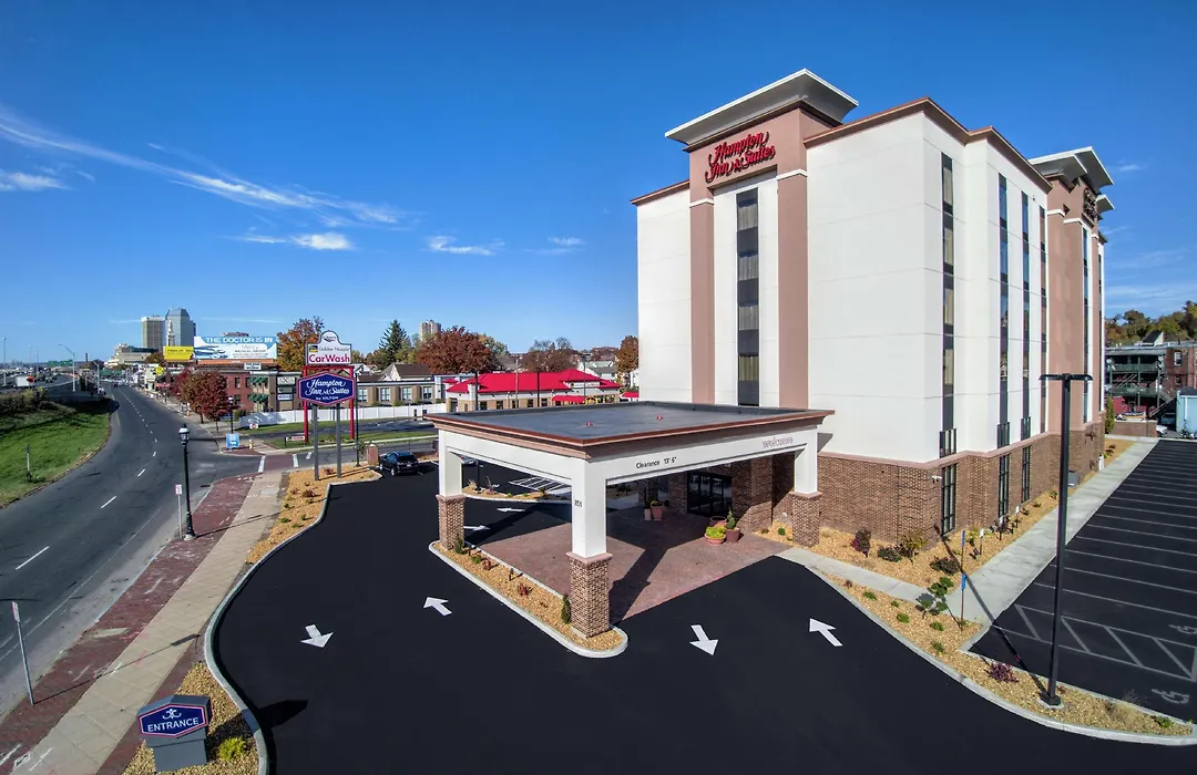 Hampton Inn & Suites Springfield Downtown-1