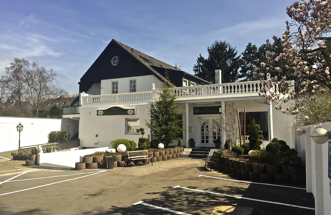 Hotel Ramor Garni-1