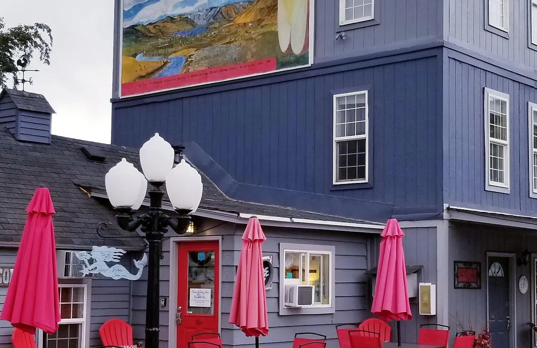 Deep Water Inn-1
