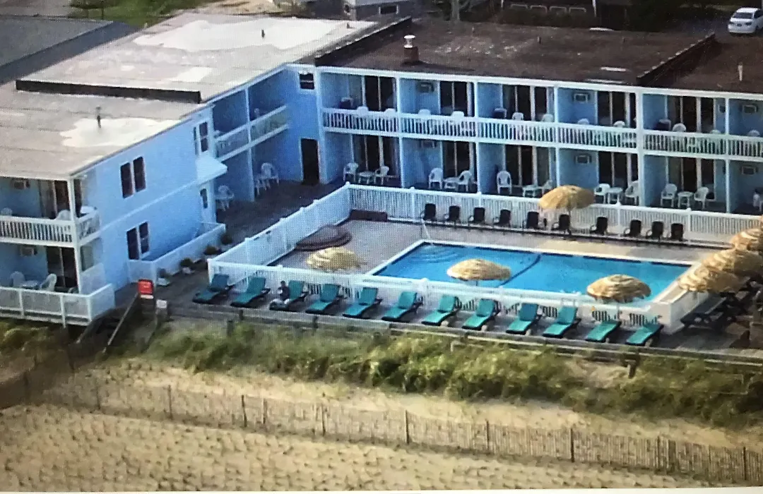 Ocean Surf Resort-1