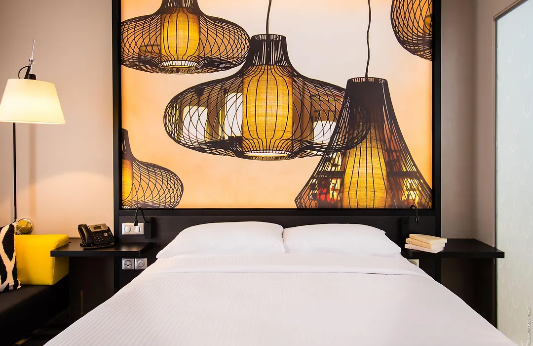 Simon Hotel-1