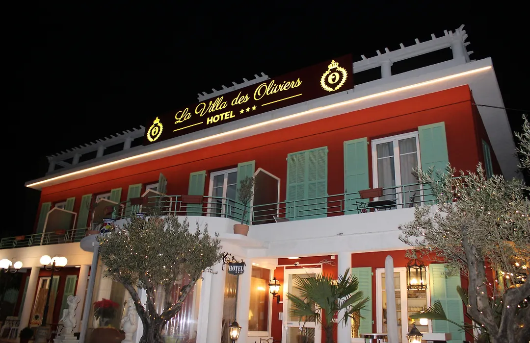La Villa des Oliviers HOTEL DE CHARME-1
