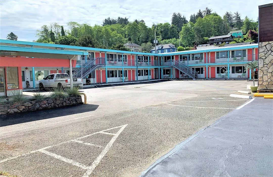 Atomic Motel-1