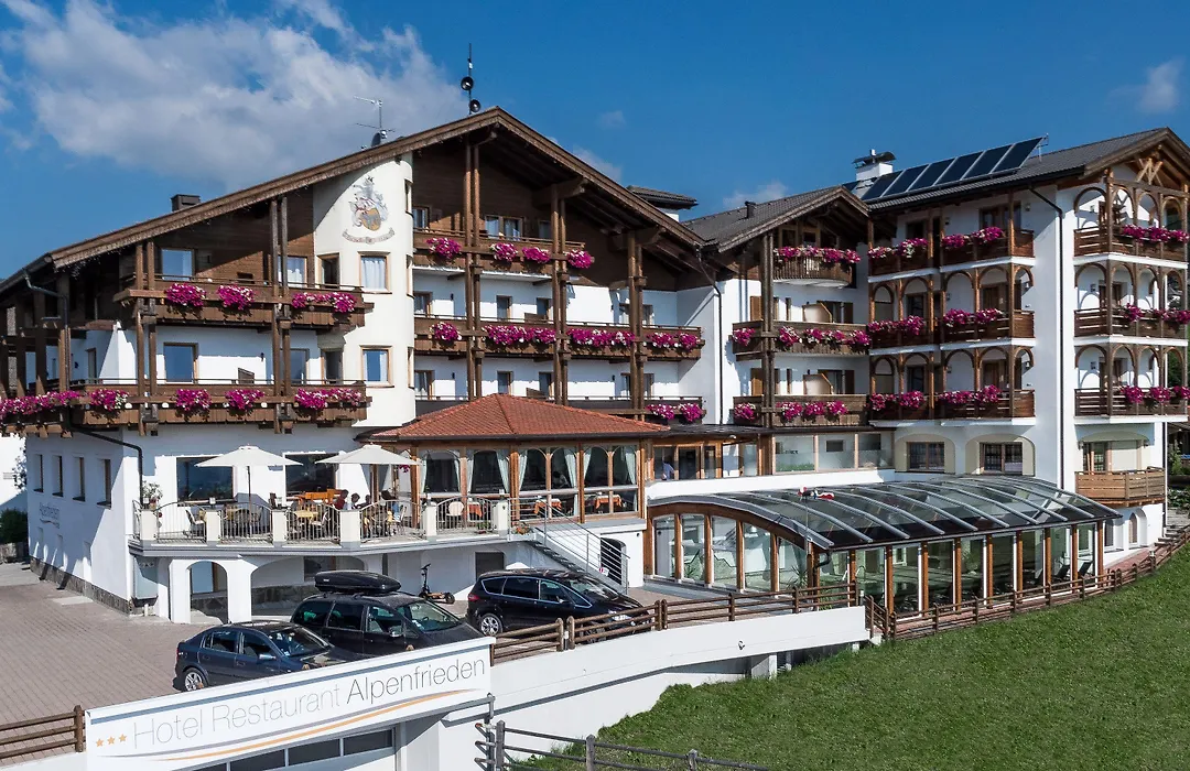 Hotel Alpenfrieden-1