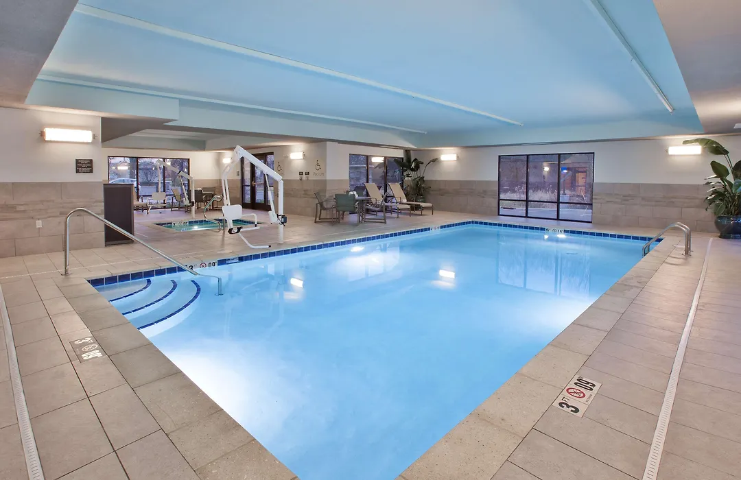 Hampton Inn & Suites Alliance-1