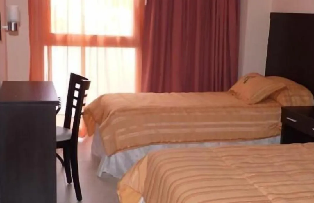 Hotel Osam-1