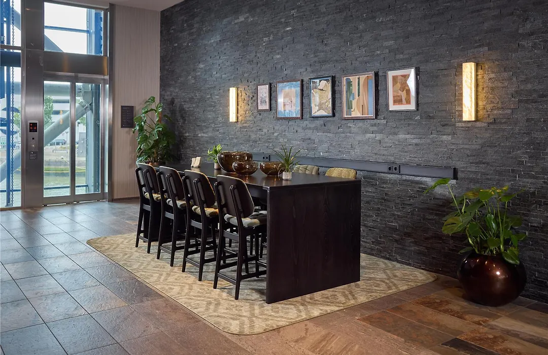 Mainport Hotel Rotterdam-1
