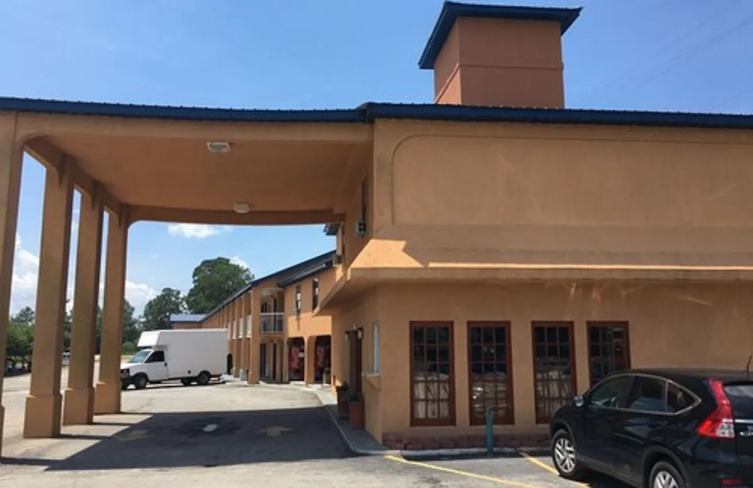 Capital Inn-1