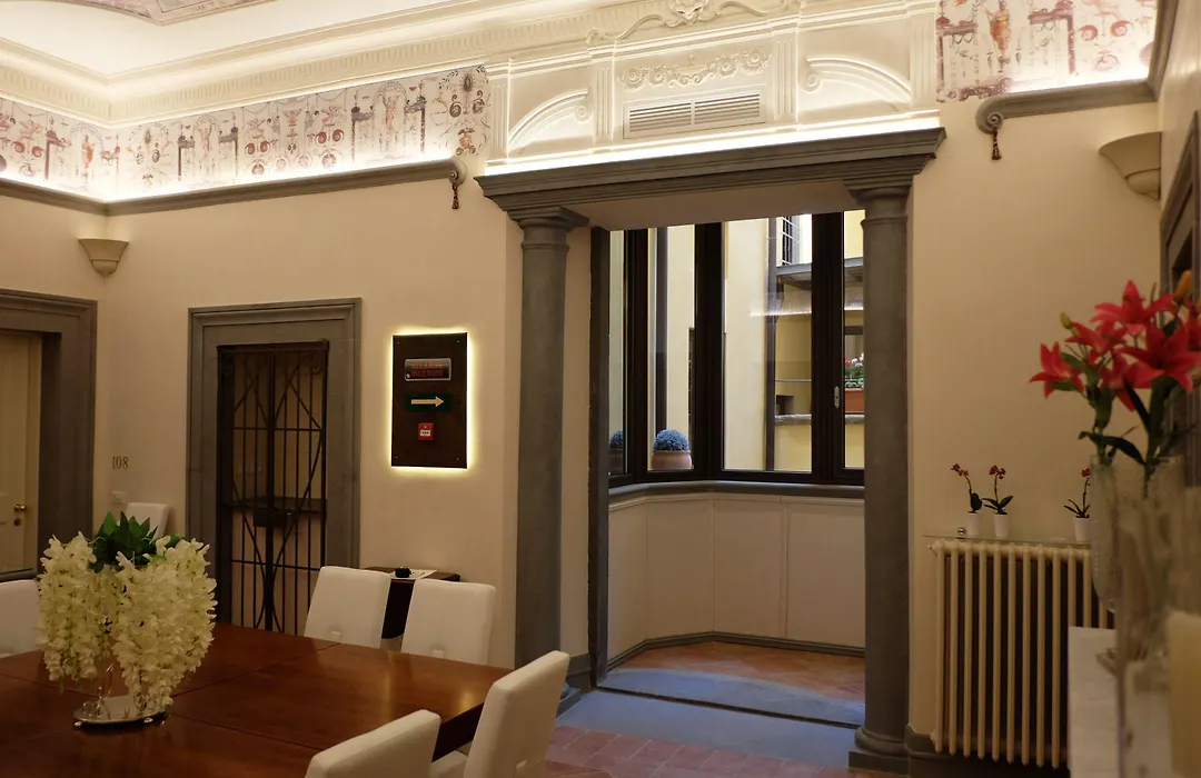 Hotel Renaissance-1