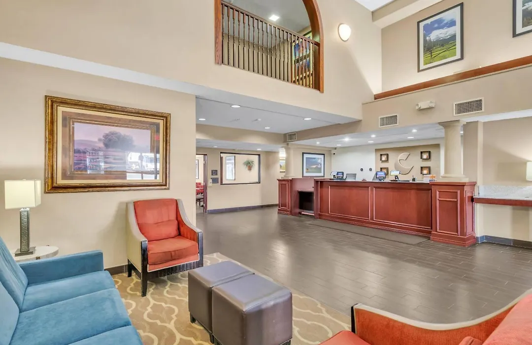 Comfort Suites Lakewood - Denver-1
