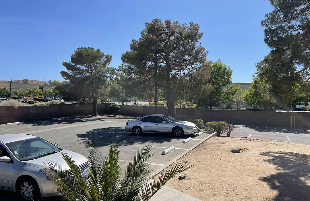 Palms Inn & Suites-1