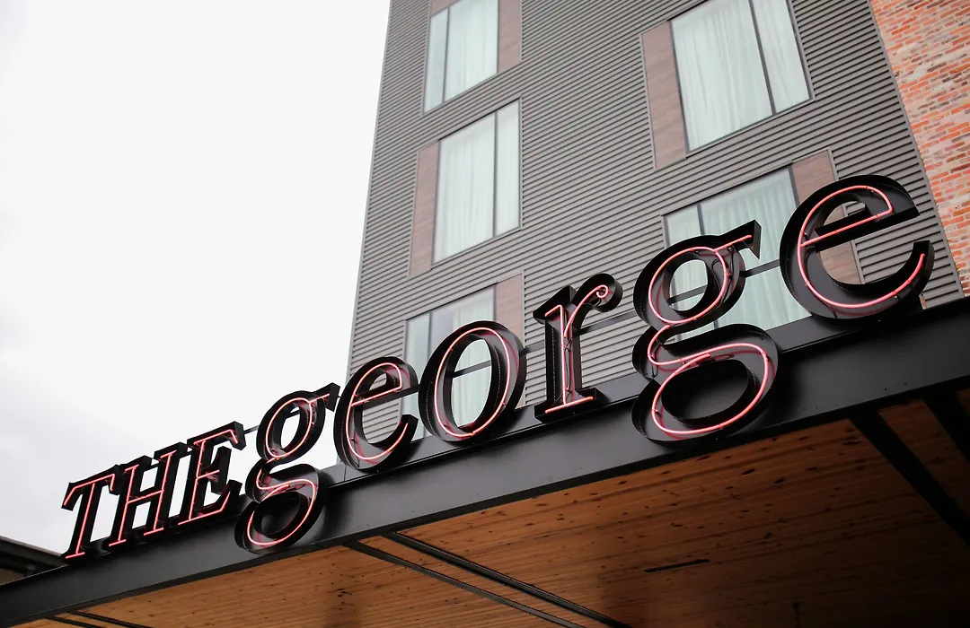 The George, By Valencia Hotel Collection-1