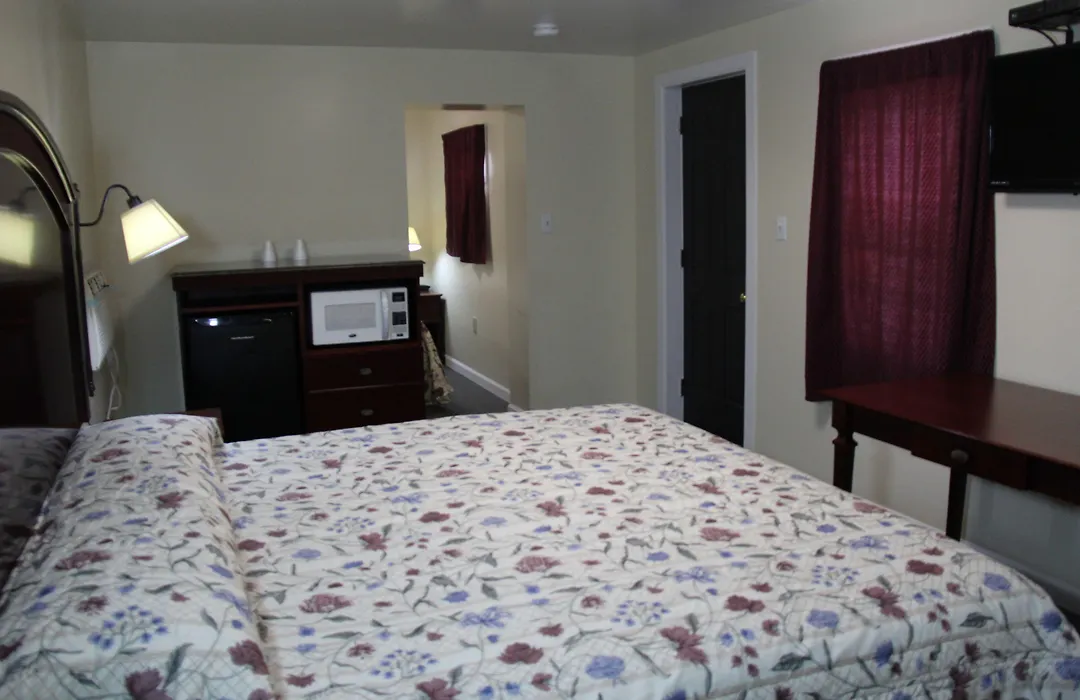 Pleasant Hill Motel-1