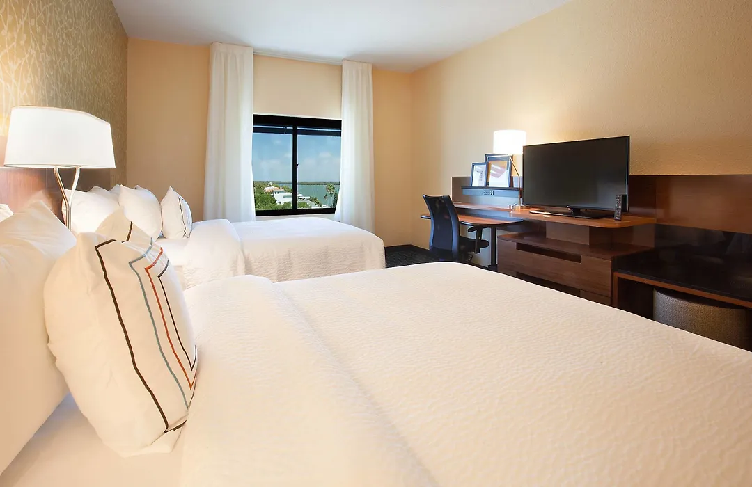 Fairfield Inn & Suites By Marriott Clearwater Beach-1