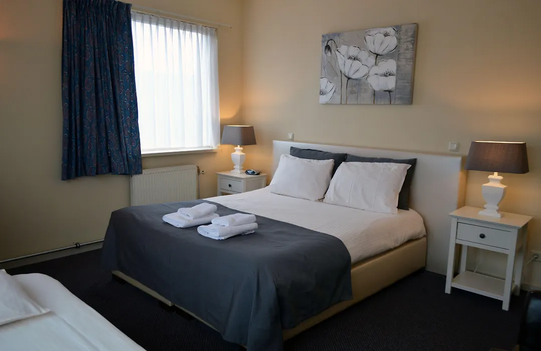 Atlas Hotel Holiday-1