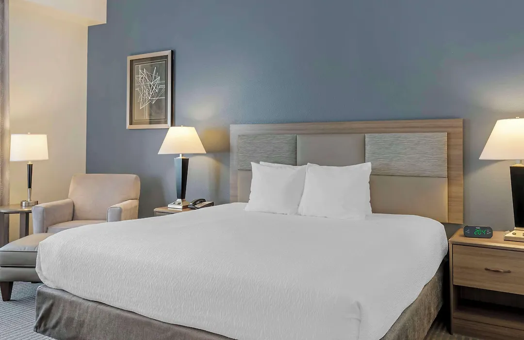Best Western Plus Peppertree Nampa Civic Center Inn-1