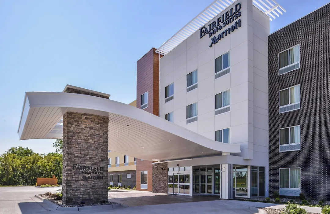Fairfield Inn & Suites By Marriott St. Joseph-1