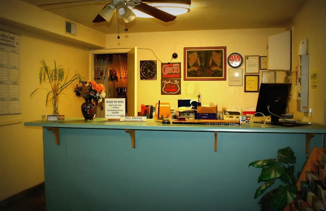 Budget Inn Parker-1
