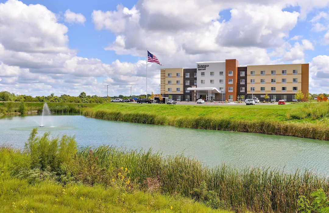 Fairfield Inn & Suites By Marriott Warrensburg-1