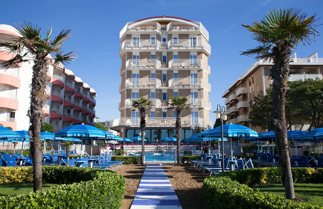 Regent'S Hotel-1