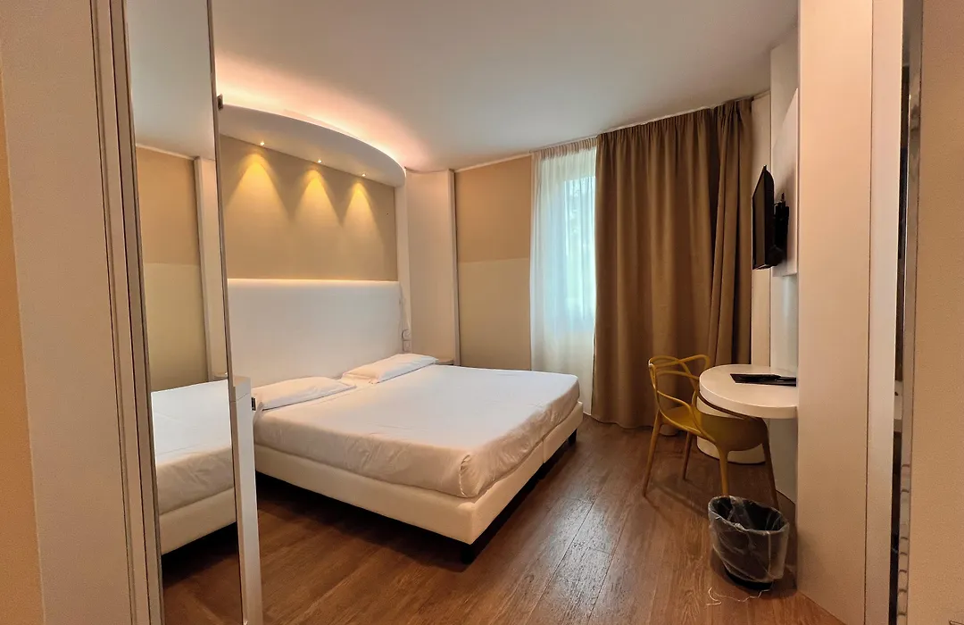 Ark Hotel-1